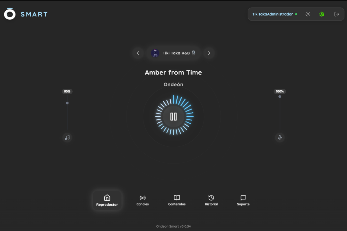 Interfaz del reproductor Ondeón Smart con canal musical y controles de reproducción